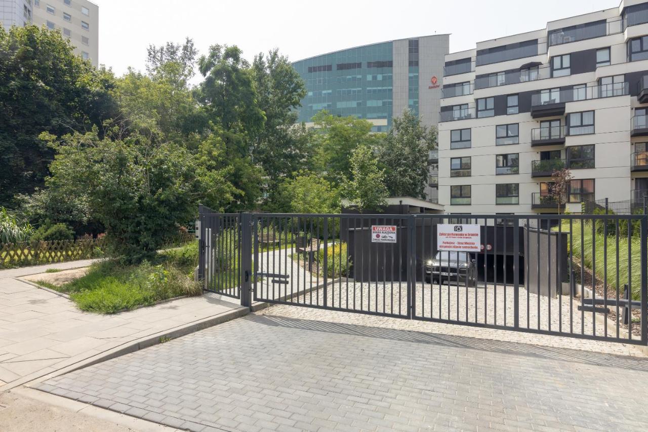 Metro Wilanowska Comfortable Appartement *